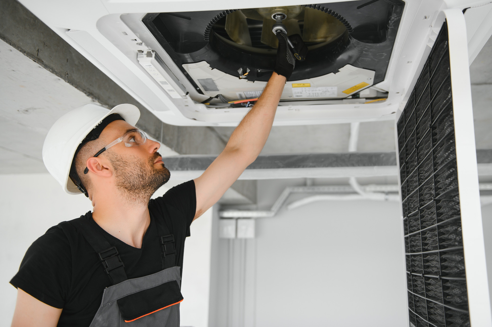 AdobeStock_1152567566 HVAC Service Solutions Logo